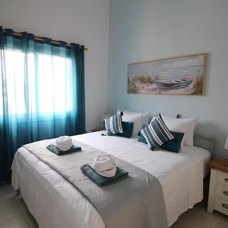 Апартаменты Limnaria Gardens